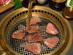 -铭牛烧肉·和牛海鲜自助(高新月牙湖店)