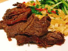 牛肉拌面-牛的平方·牛骨鲜炖