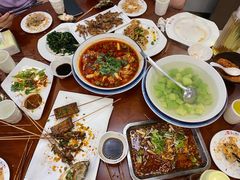 -范二妹独特烧烤夜宵城(宜宾总店)