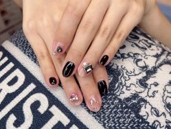 -由甲·美甲美睫工作室