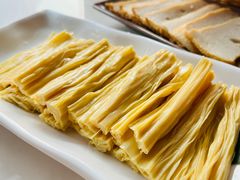 鲜腐竹-喃喃椰·糟粕醋·椰子鸡火锅(七堡花园店)