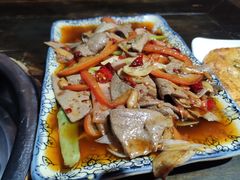 -乐山食古香跷脚牛肉