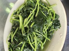 -盛得农家美食·无花果浸鸡·古法烧鸡·竹筒饭(白水寨森林海店)