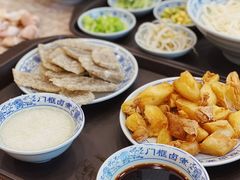 炸咯吱盒-六爷门框百年卤煮