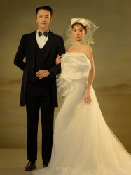 -至臻微拉婚纱摄影