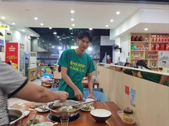 -老何家后安粉·糟粕醋海鲜火锅(三亚湾椰梦长廊店)