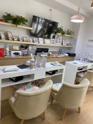 -初樱科技美学问题肌修复中心