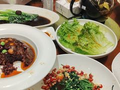 -老铺人家酒店(紫荆名流店)