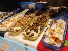 -半岛翡丽海鲜自助餐厅(观风亭店)