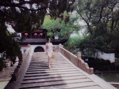 -汇龙潭