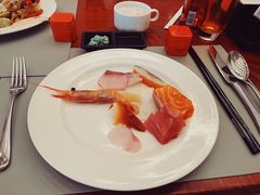 -怡咖啡海鲜自助餐厅(浦东香格里拉店)