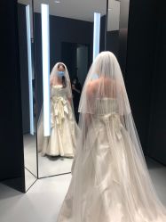 -Vera Wang婚纱礼服旗舰店