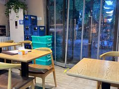 -牛八宝桂林米粉(八里庄店)