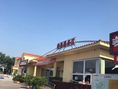 -凌海服务区-停车场