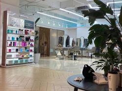 -BULB STUDIO 巴柏明星发型工作室