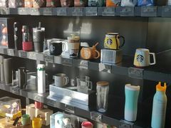 零售区-星巴克臻选(上海长风大悦城店)