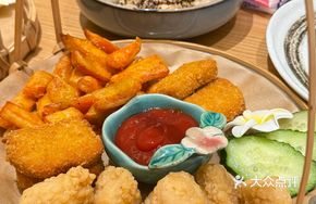 Buddhist-style Snack Platter