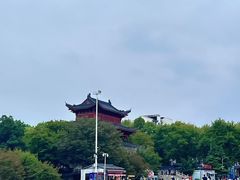 -巴陵广场