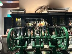 -Long Bar(莱佛士酒店)