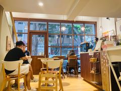 -C.Y Cafe