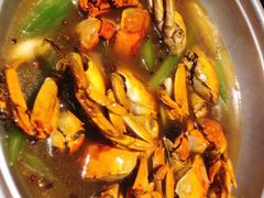 黄焖大闸蟹-沪小胖小龙虾(淮海中路旗舰店)