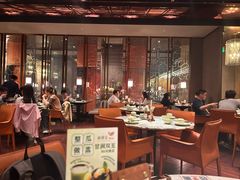 -蝴蝶里·粤菜·点心(滨江龙湖店)