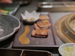猪颈肉-铭牛烧肉·和牛海鲜自助(高新月牙湖店)