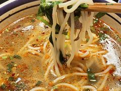 -云阿蛮云南生烫牛肉米线(奉贤路店)