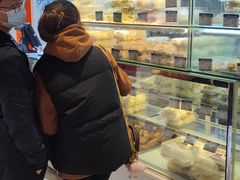 -白玉兰食品甜凤店(合生汇店)