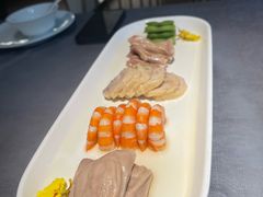 -HOMES上海本帮菜(襄阳公园店)