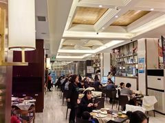 -东方红海鲜百汇(国际大厦店)