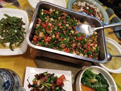 -缪氏川菜(丰盛町店)