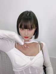 -AYO SALON