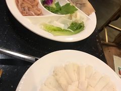 -百年川椒重庆老火锅(光谷店)