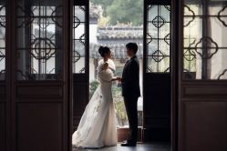 -雪中彩影婚纱摄影·微光艺术中心