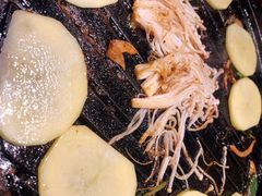 -燚店·铁板鱼蛙·烤肉·烤串(北新桥店)