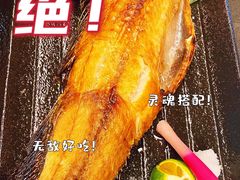 -铭牛烧肉·和牛海鲜自助(高新月牙湖店)
