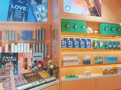 -4iNLOOK美瞳店(中山公园龙之梦店)