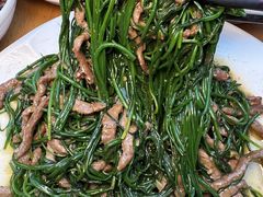 -大众跷脚牛肉馆·非遗传承单位(峨眉山店)