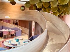 -水桶王国主题餐厅·聚会·生日派对·亲子活动·家庭套餐(亚龙湾希尔顿店)