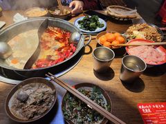 -萍姐火锅·公路夜市(武汉首店)