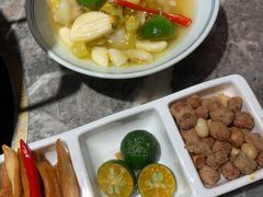 -禄婶鸡煲·打边炉
