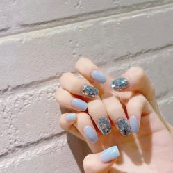 -悦指间美甲美睫