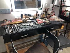 -ME觅妆·定制美妆·彩妆私教(菱角湖店)