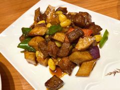 杏鲍菇彩椒牛肉粒-頂好酒家·经典粤菜(海信广场店)