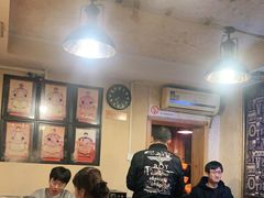 大堂-小窝头炭火铜锅