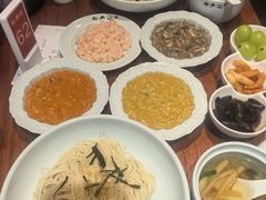 -裕兴记•蟹黄面馆(人民广场店)