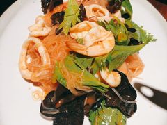 酸辣海鲜粉丝沙拉-Local泰莲庭(虹鳟鱼店)