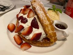 -ROAST coffee & eatery