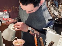 -Punchline Coffee&Roaster(同济大学店)